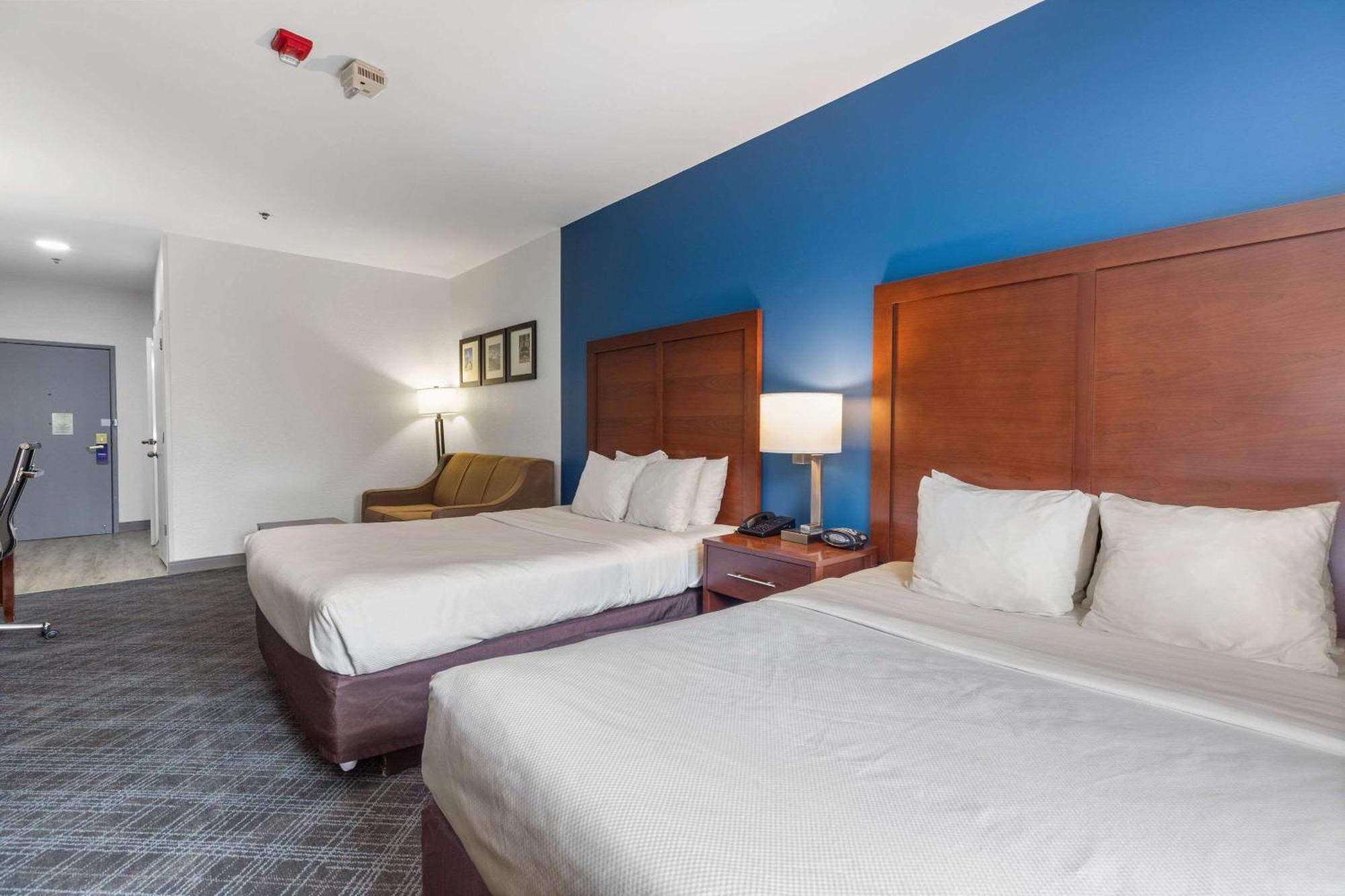 Comfort Suites Lombard - Addison Luaran gambar