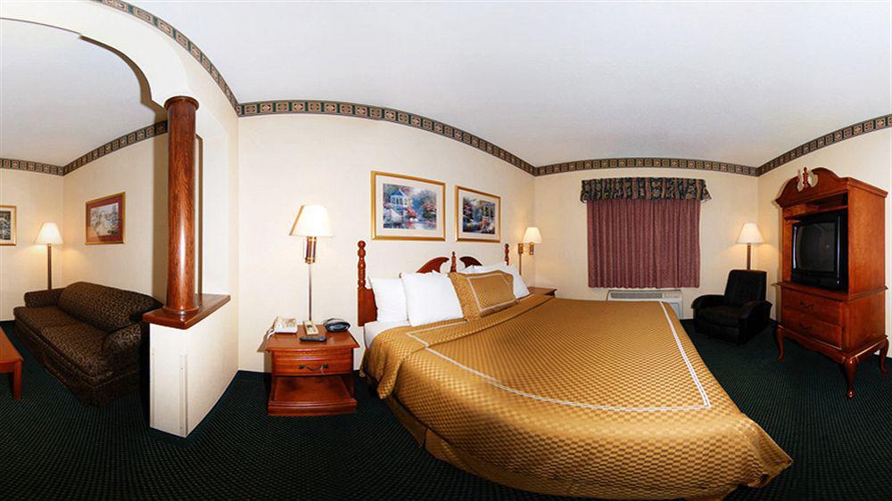 Comfort Suites Lombard - Addison Luaran gambar